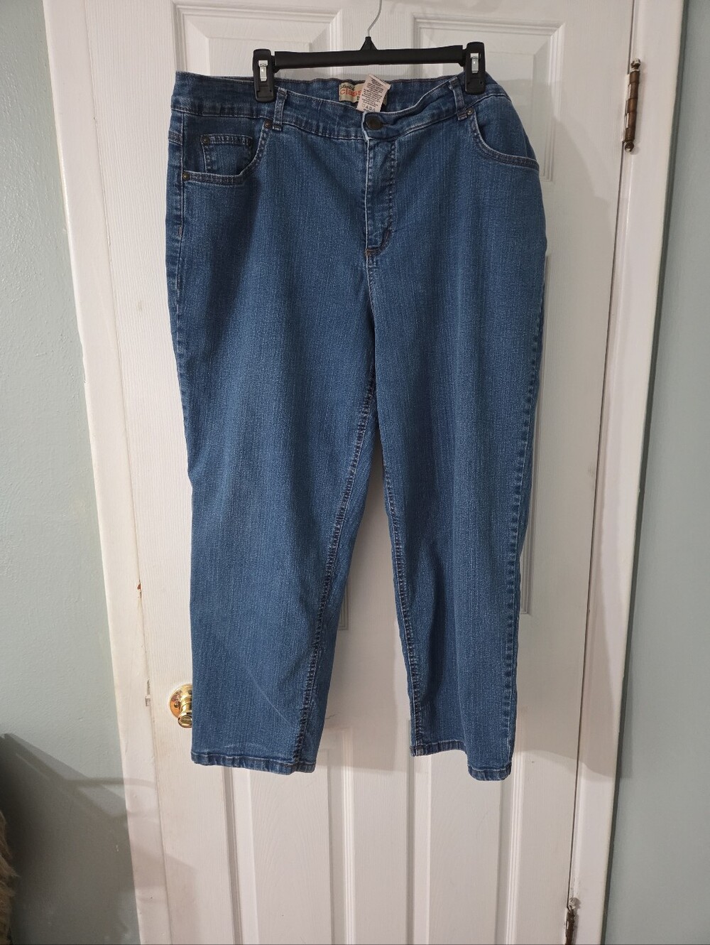 JMS Women's Straight-Leg Jeans in Medium Blue Wash. 24W